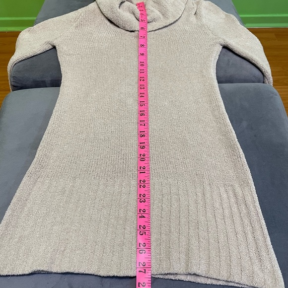 Beige Long Sleeve & Neck Sweater
Cafebrand - Casual Luxury 
Size: Small - Picture 7 of 8
